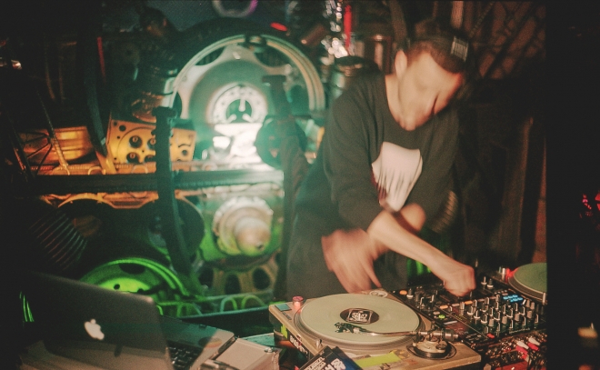 38 safensound, Cross club, Alyaz